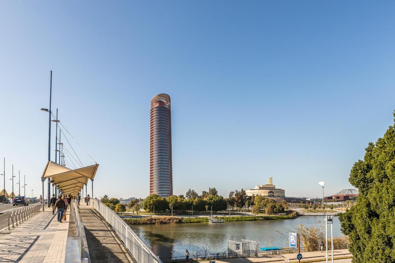 Waou Cosy III Sevilla Cathedral Exterior photo